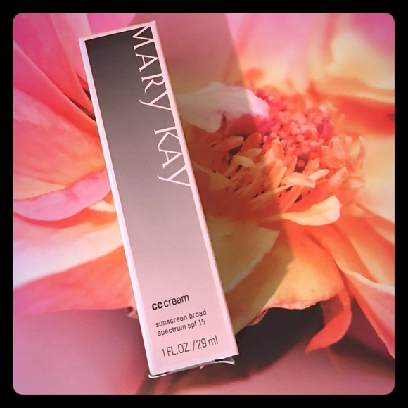 Mary Kay CC Cream - Picture 1 of 1